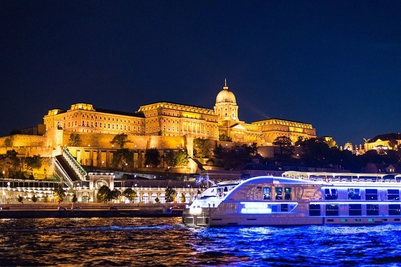 MG Travel Krstarenje: Na lepom plavom Dunavu
                      „4 dunavske prestonice“ 